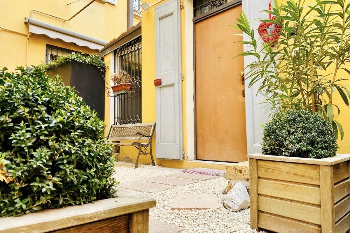 Gamberini House - Private Garden Apartment Болоня Екстериор снимка